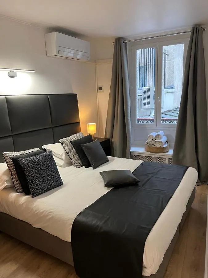 Notre Dame - Stylish Apartment París 0*,