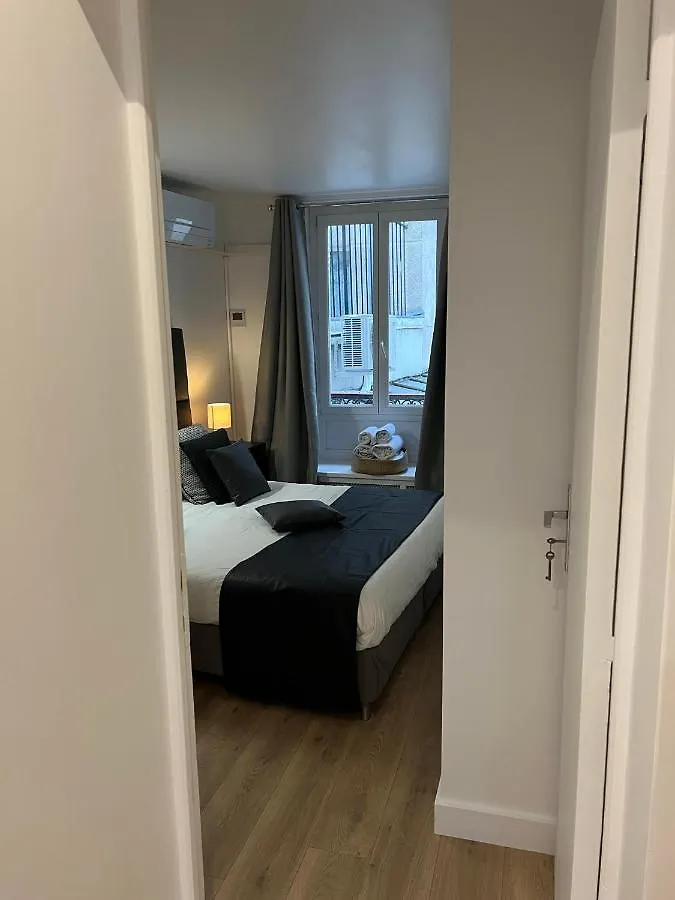 Notre Dame - Stylish Apartment Paris 0*,